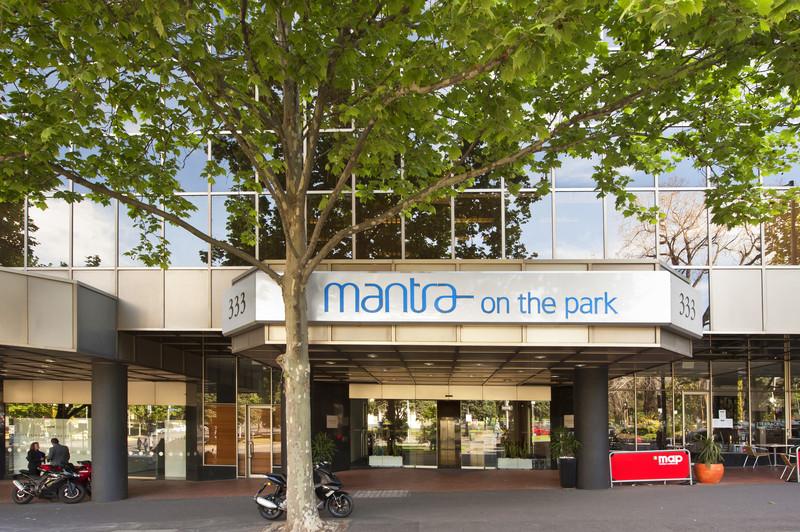 Aparthotel Mantra On The Park Melbourne Esterno foto