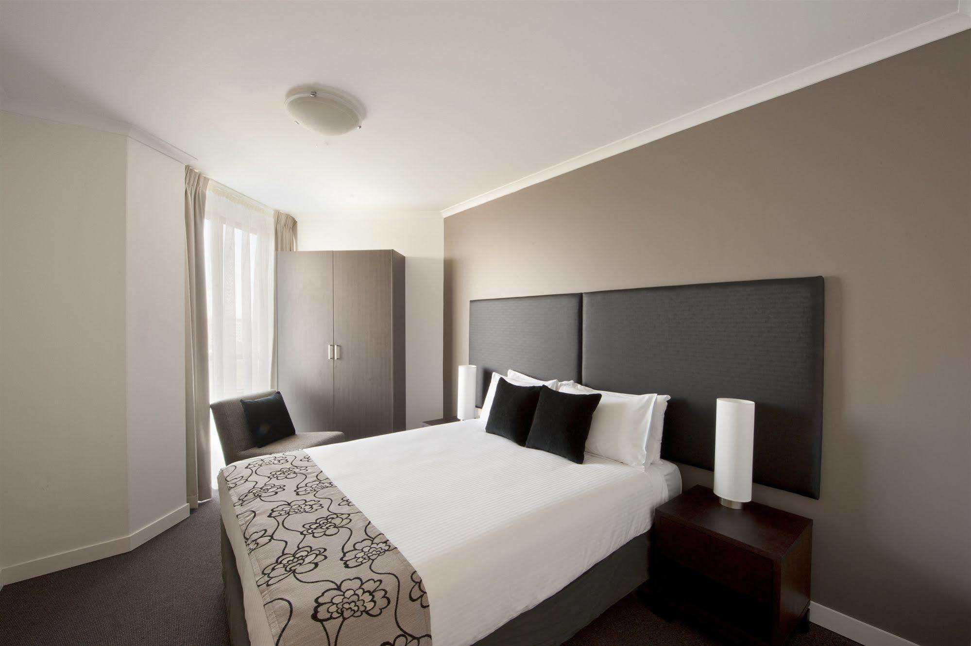 Aparthotel Mantra On The Park Melbourne Esterno foto