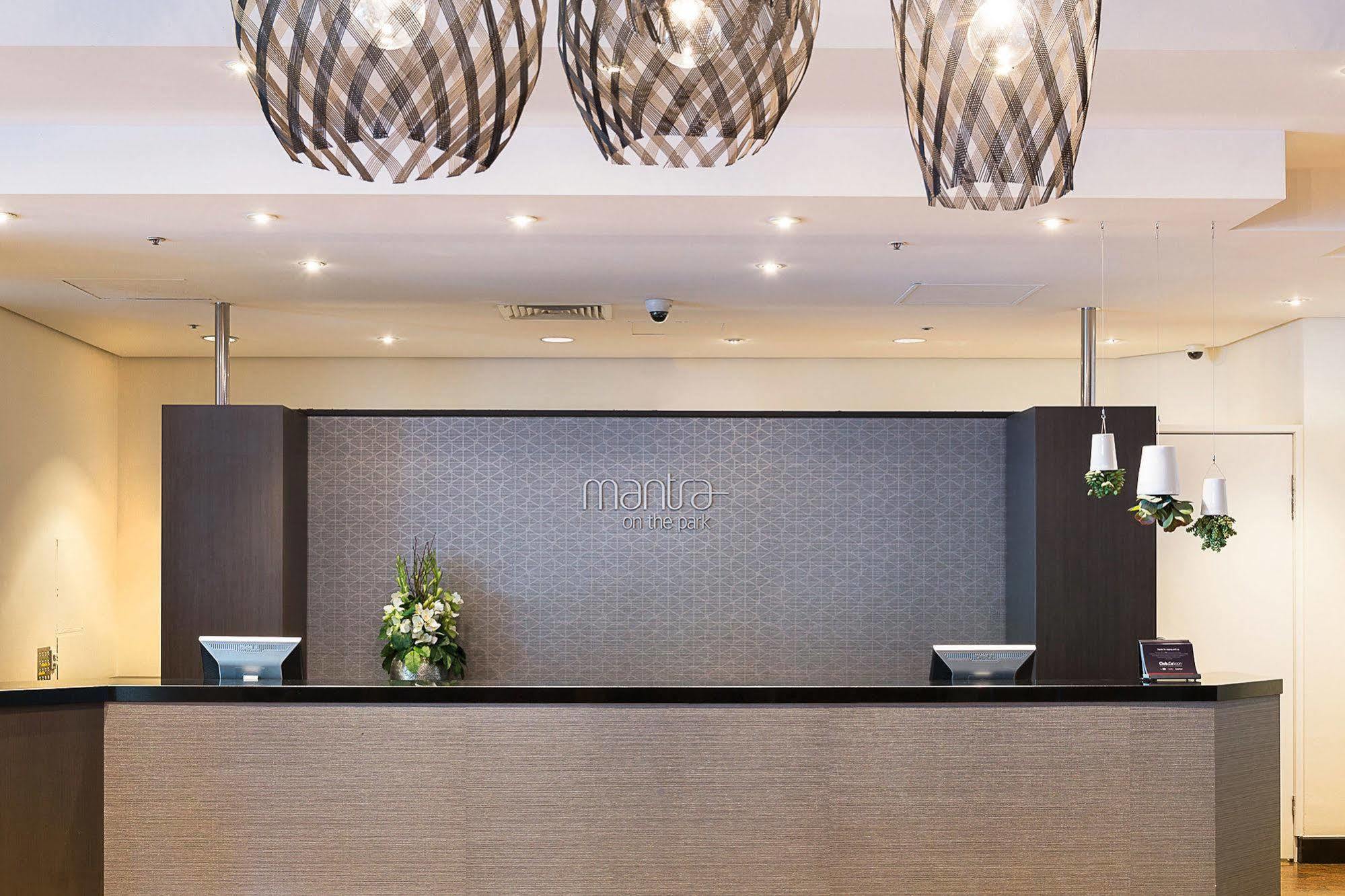 Aparthotel Mantra On The Park Melbourne Esterno foto